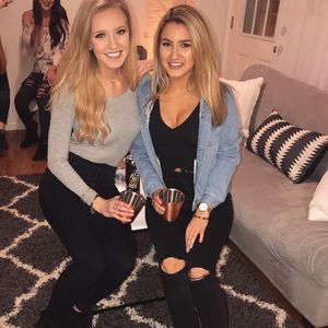 Meet your Posher, Kayli